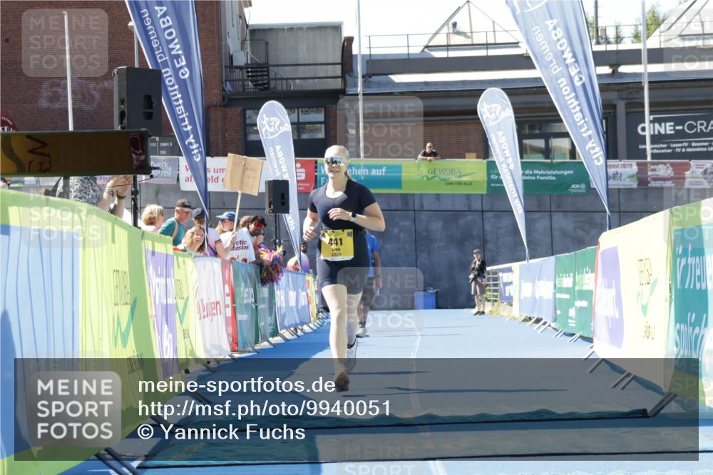 09.08.2026 - GEWOBA Citytriathlon Bremen Yannick Fuchs http://msf.ph/oto/9940051 09.08.2026 12:01:35 Ziel 441 meine-sportfotos.de