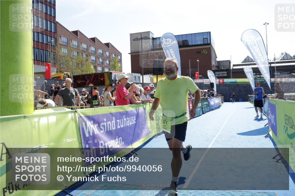 09.08.2026 - GEWOBA Citytriathlon Bremen Yannick Fuchs http://msf.ph/oto/9940056 09.08.2026 15:35:50 Ziel 461, 516 meine-sportfotos.de