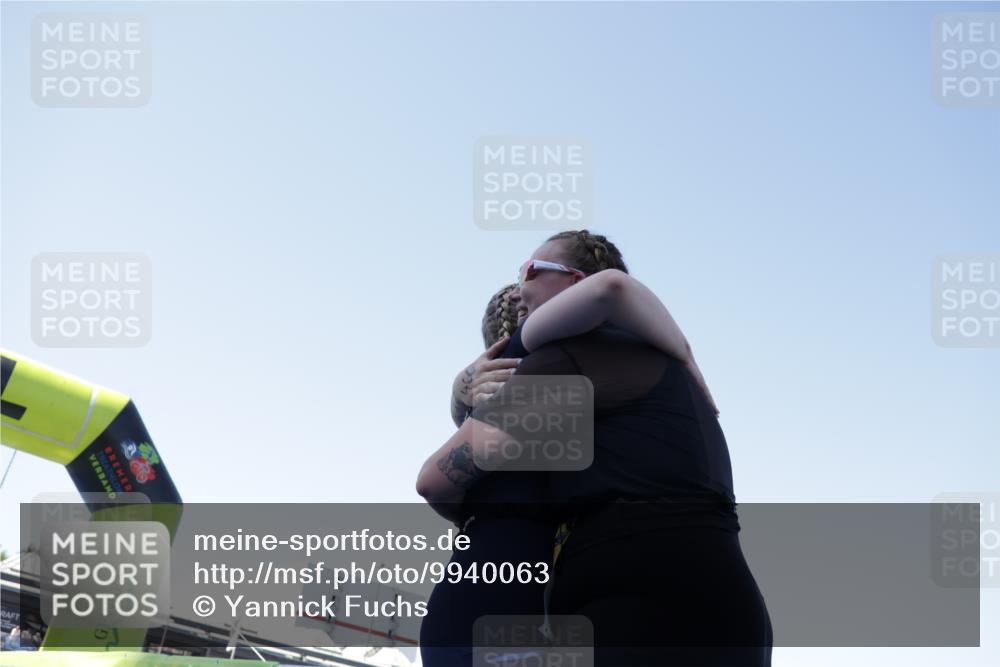 09.08.2026 - GEWOBA Citytriathlon Bremen Yannick Fuchs http://msf.ph/oto/9940063 09.08.2026 12:01:40 Ziel 441 meine-sportfotos.de