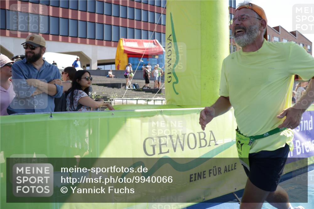 09.08.2026 - GEWOBA Citytriathlon Bremen Yannick Fuchs http://msf.ph/oto/9940066 09.08.2026 15:35:50 Ziel 461, 516 meine-sportfotos.de