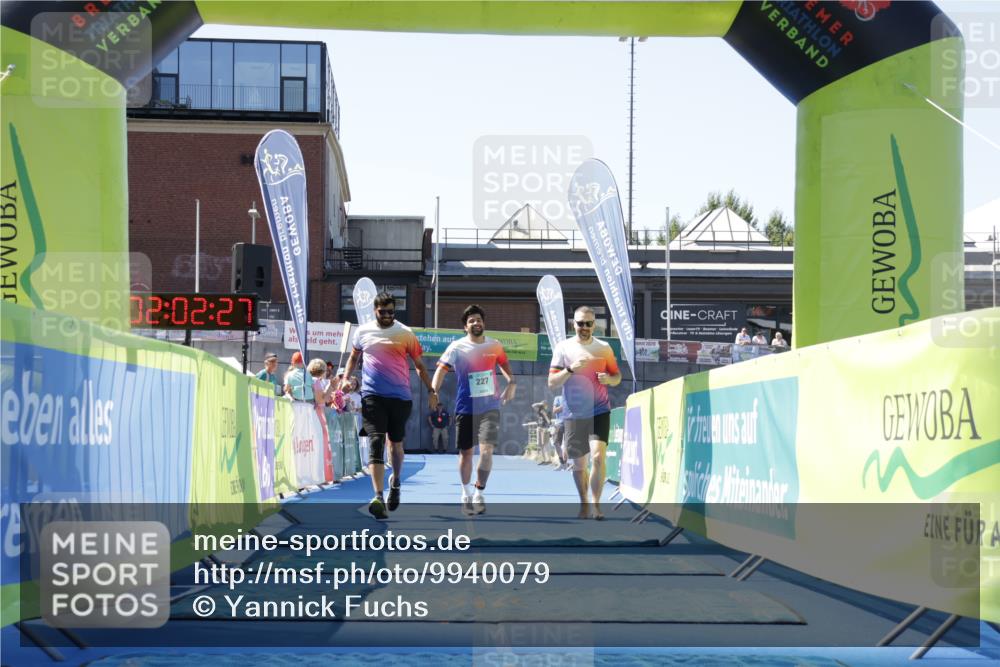 09.08.2026 - GEWOBA Citytriathlon Bremen Yannick Fuchs http://msf.ph/oto/9940079 09.08.2026 12:02:31 Ziel 227 meine-sportfotos.de