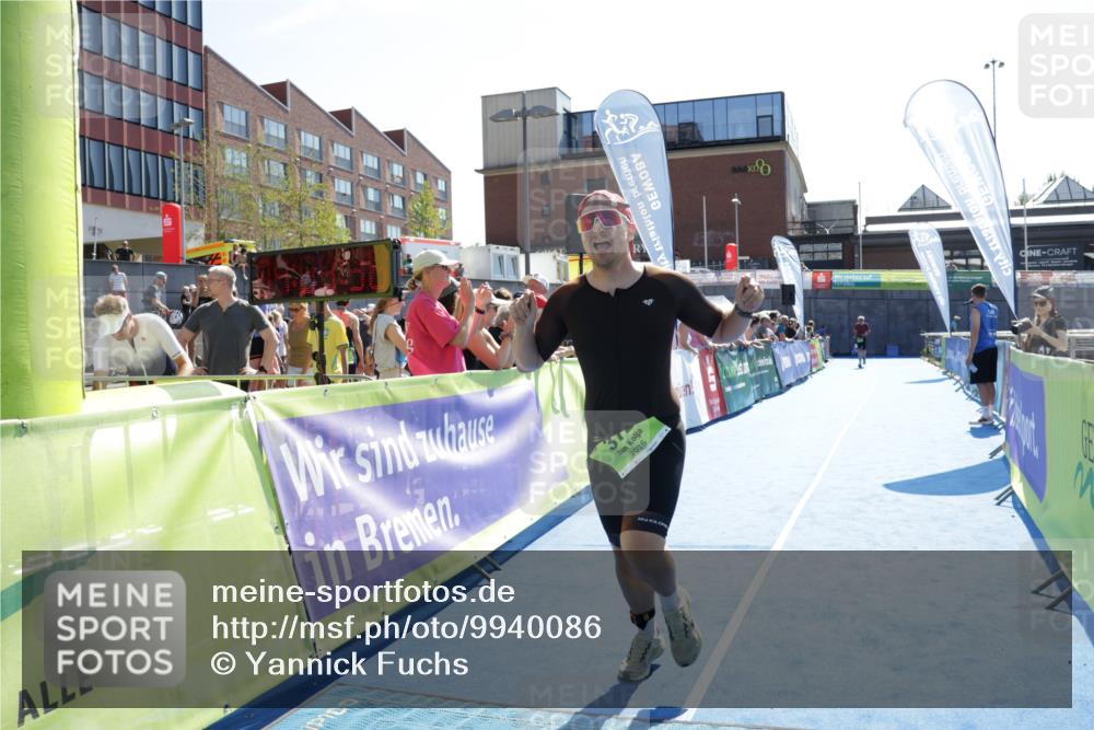 09.08.2026 - GEWOBA Citytriathlon Bremen Yannick Fuchs http://msf.ph/oto/9940086 09.08.2026 15:36:00 Ziel 372 meine-sportfotos.de