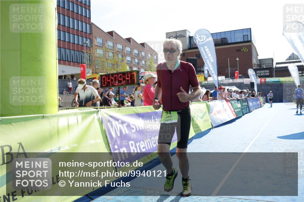 09.08.2026 - GEWOBA Citytriathlon Bremen Yannick Fuchs http://msf.ph/oto/9940121 09.08.2026 15:36:10 Ziel 474 meine-sportfotos.de