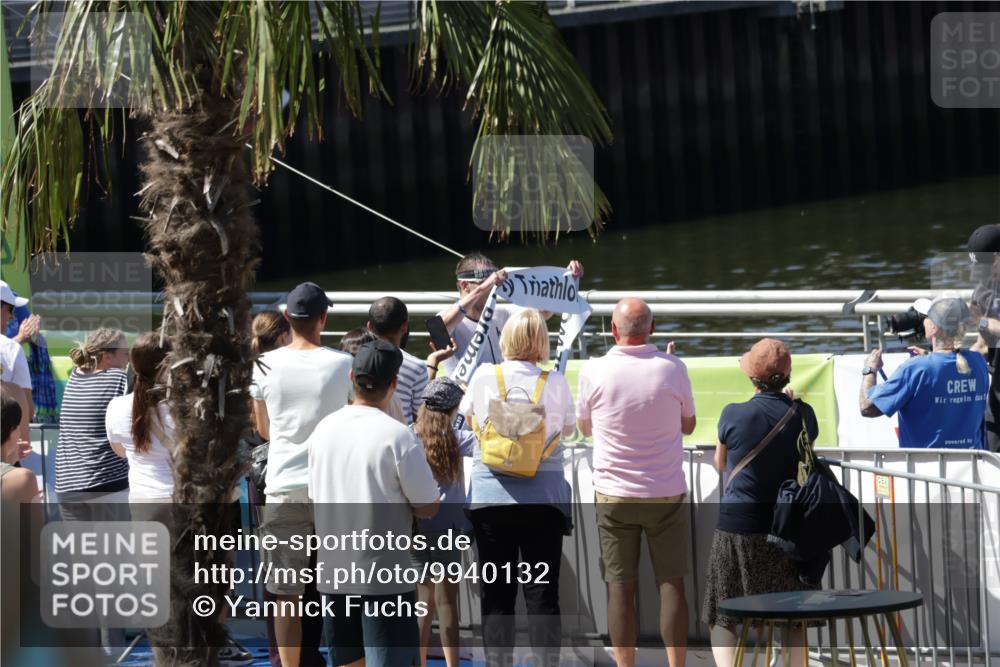 09.08.2026 - GEWOBA Citytriathlon Bremen Yannick Fuchs http://msf.ph/oto/9940132 09.08.2026 13:20:00 Ziel 628 meine-sportfotos.de