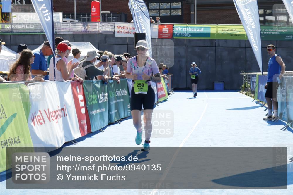 09.08.2026 - GEWOBA Citytriathlon Bremen Yannick Fuchs http://msf.ph/oto/9940135 09.08.2026 15:36:17 Ziel 259 meine-sportfotos.de