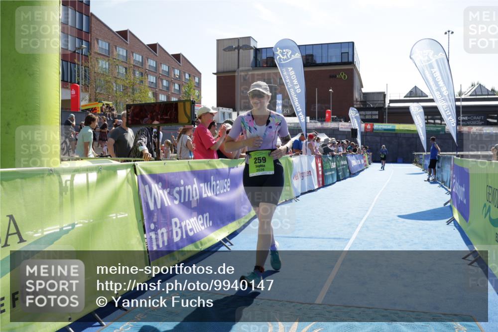 09.08.2026 - GEWOBA Citytriathlon Bremen Yannick Fuchs http://msf.ph/oto/9940147 09.08.2026 15:36:20 Ziel 259 meine-sportfotos.de