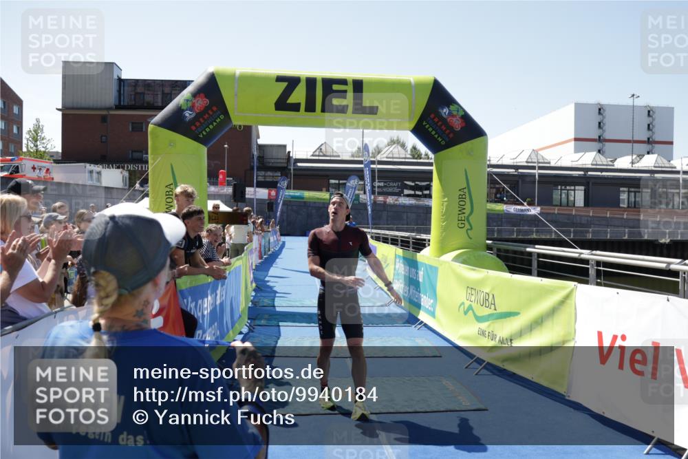 09.08.2026 - GEWOBA Citytriathlon Bremen Yannick Fuchs http://msf.ph/oto/9940184 09.08.2026 13:24:50 Ziel 699 meine-sportfotos.de