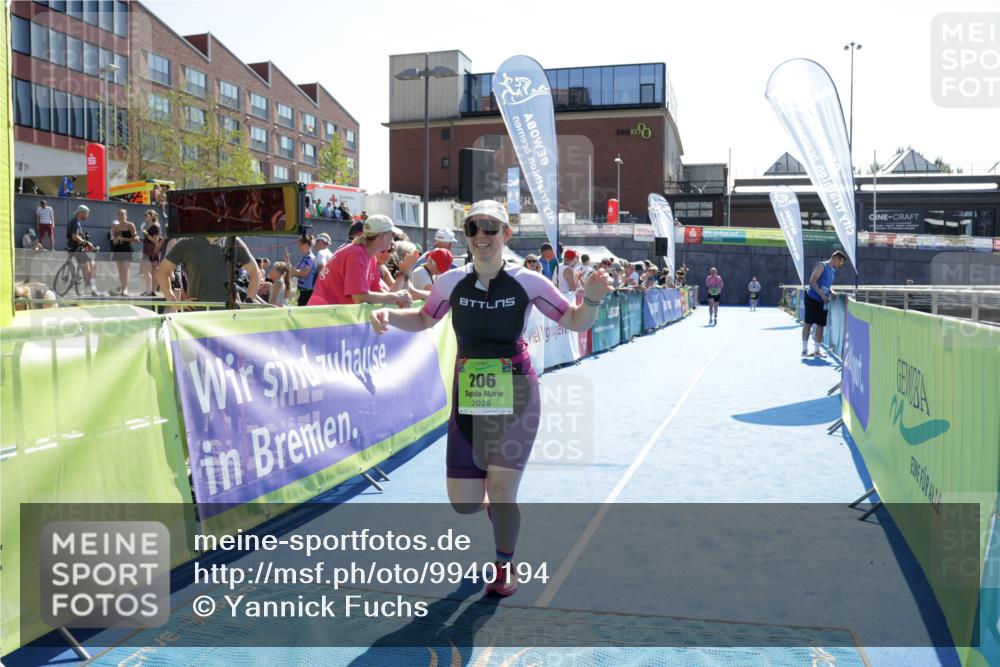 09.08.2026 - GEWOBA Citytriathlon Bremen Yannick Fuchs http://msf.ph/oto/9940194 09.08.2026 15:36:40 Ziel 206 meine-sportfotos.de