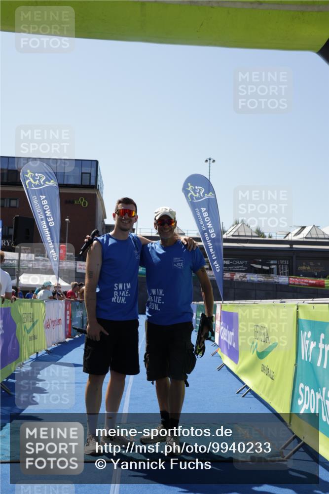 09.08.2026 - GEWOBA Citytriathlon Bremen Yannick Fuchs http://msf.ph/oto/9940233 09.08.2026 13:29:13 Ziel  meine-sportfotos.de