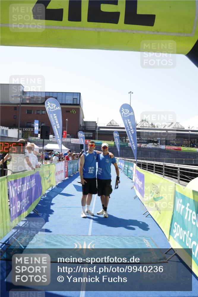 09.08.2026 - GEWOBA Citytriathlon Bremen Yannick Fuchs http://msf.ph/oto/9940236 09.08.2026 13:29:19 Ziel  meine-sportfotos.de