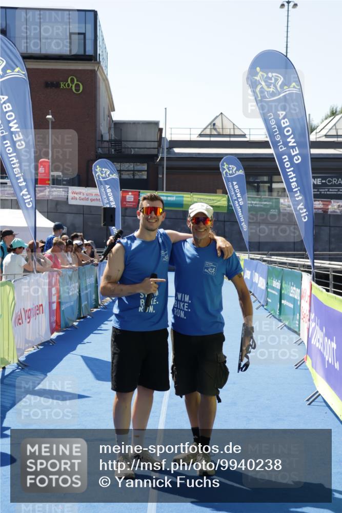 09.08.2026 - GEWOBA Citytriathlon Bremen Yannick Fuchs http://msf.ph/oto/9940238 09.08.2026 13:29:21 Ziel  meine-sportfotos.de