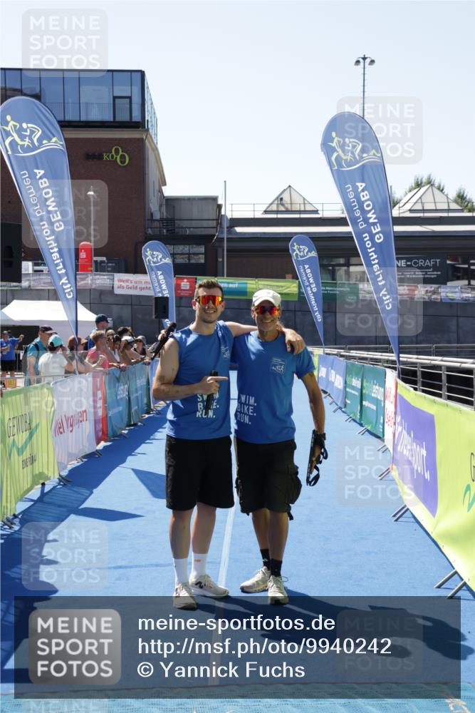 09.08.2026 - GEWOBA Citytriathlon Bremen Yannick Fuchs http://msf.ph/oto/9940242 09.08.2026 13:29:21 Ziel  meine-sportfotos.de
