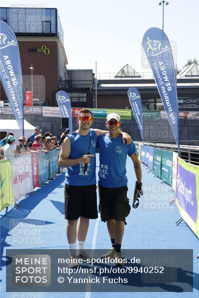 09.08.2026 - GEWOBA Citytriathlon Bremen Yannick Fuchs http://msf.ph/oto/9940252 09.08.2026 13:29:23 Ziel  meine-sportfotos.de