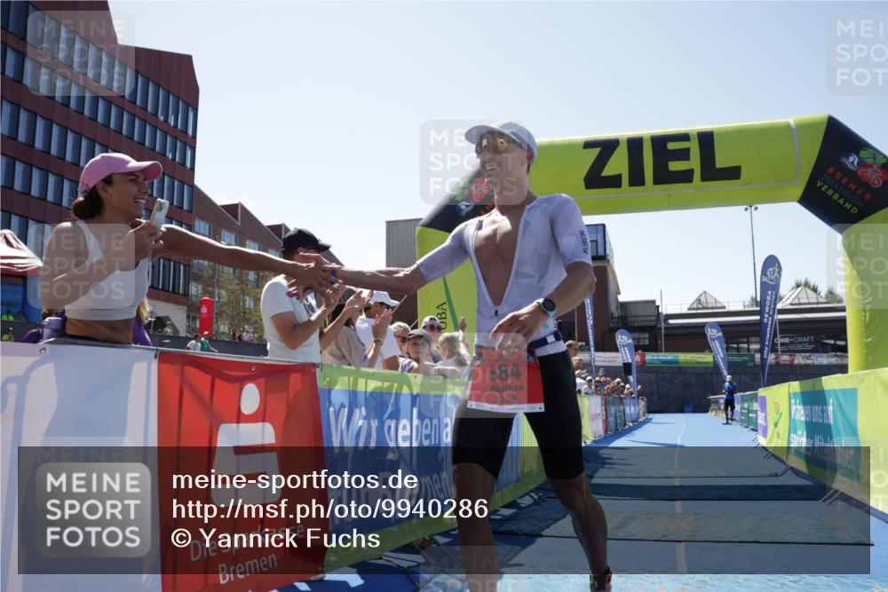 09.08.2026 - GEWOBA Citytriathlon Bremen Yannick Fuchs http://msf.ph/oto/9940286 09.08.2026 13:32:17 Ziel 684 meine-sportfotos.de