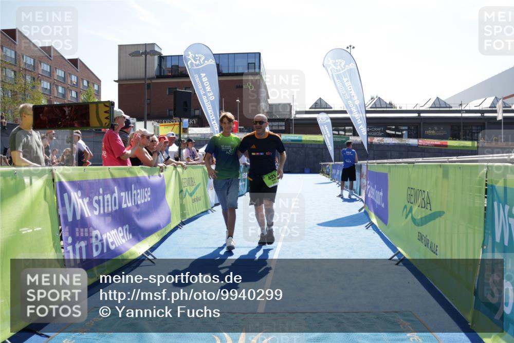 09.08.2026 - GEWOBA Citytriathlon Bremen Yannick Fuchs http://msf.ph/oto/9940299 09.08.2026 15:37:30 Ziel 421 meine-sportfotos.de