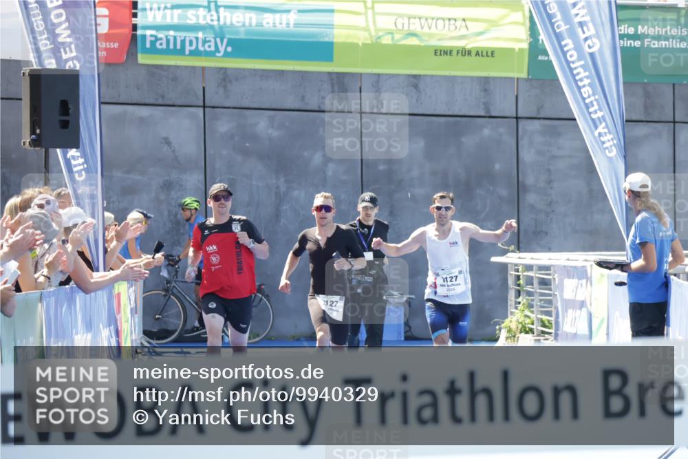09.08.2026 - GEWOBA Citytriathlon Bremen Yannick Fuchs http://msf.ph/oto/9940329 09.08.2026 13:39:26 Ziel 1127 meine-sportfotos.de
