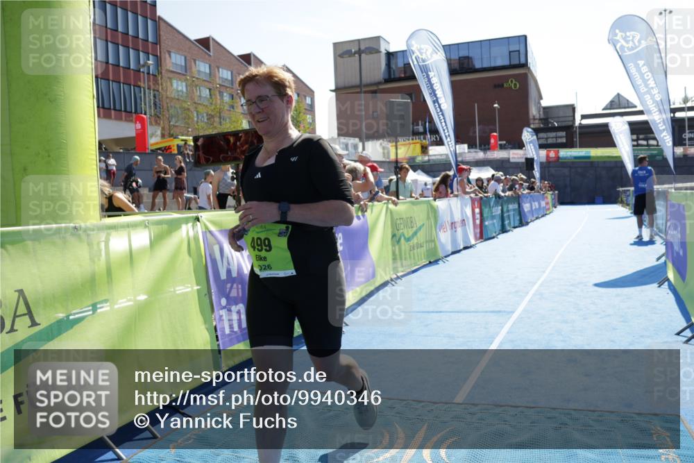 09.08.2026 - GEWOBA Citytriathlon Bremen Yannick Fuchs http://msf.ph/oto/9940346 09.08.2026 15:38:02 Ziel 499 meine-sportfotos.de