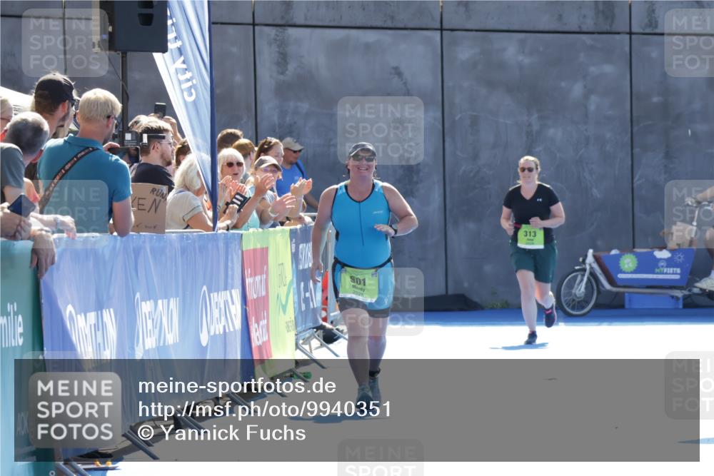 09.08.2026 - GEWOBA Citytriathlon Bremen Yannick Fuchs http://msf.ph/oto/9940351 09.08.2026 15:38:21 Ziel  meine-sportfotos.de