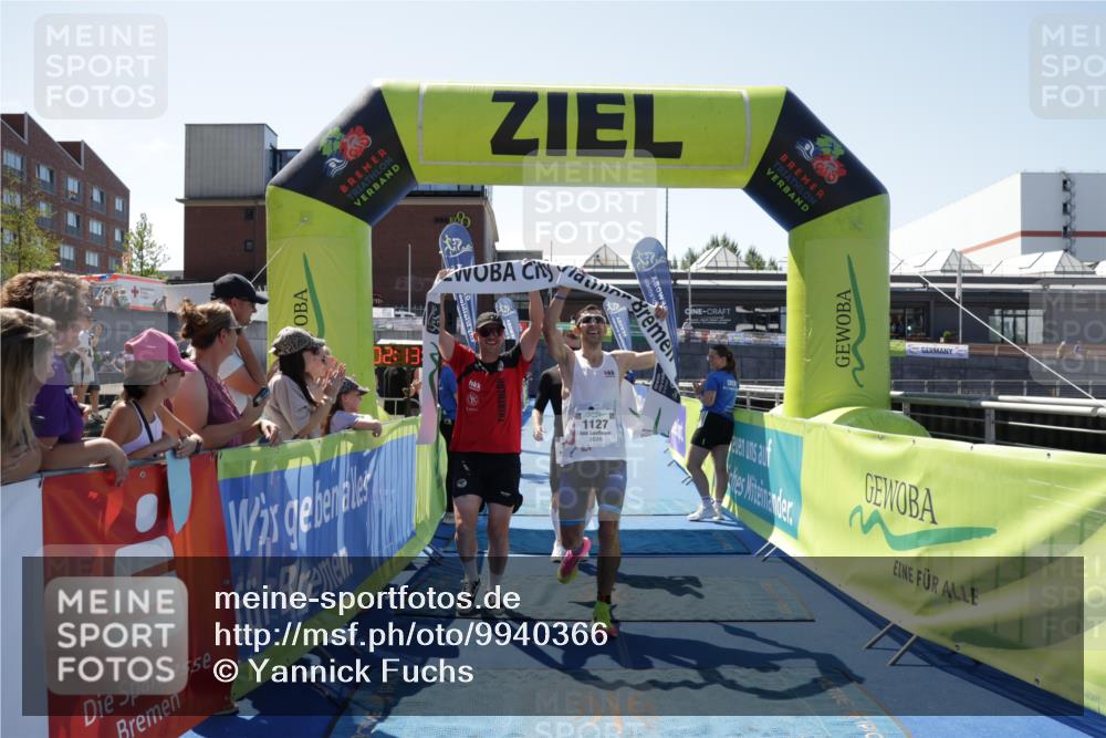 09.08.2026 - GEWOBA Citytriathlon Bremen Yannick Fuchs http://msf.ph/oto/9940366 09.08.2026 13:39:33 Ziel 1127 meine-sportfotos.de