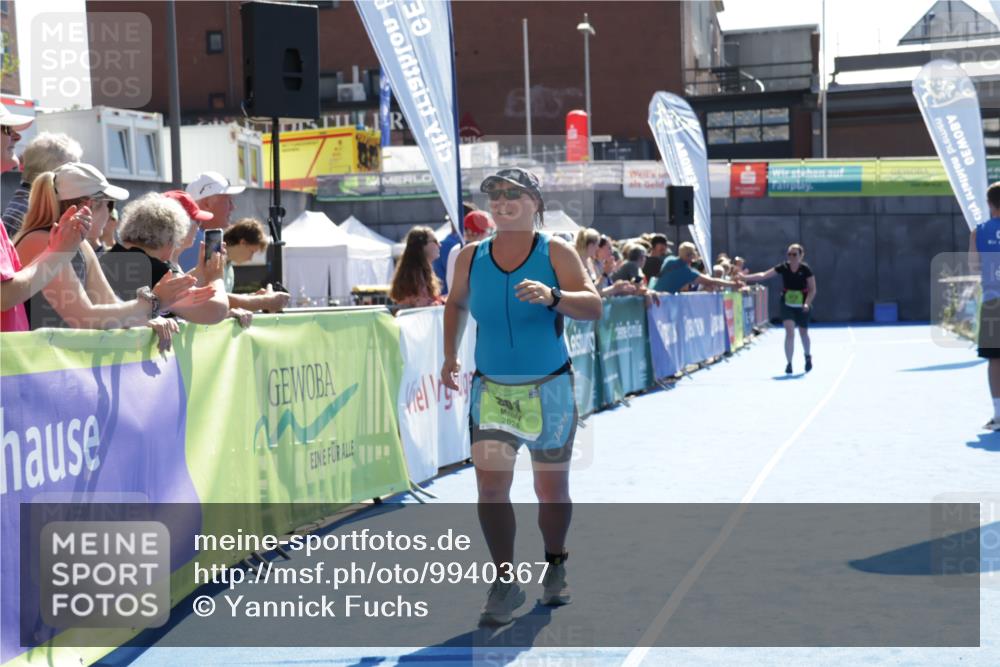 09.08.2026 - GEWOBA Citytriathlon Bremen Yannick Fuchs http://msf.ph/oto/9940367 09.08.2026 15:38:29 Ziel 501 meine-sportfotos.de