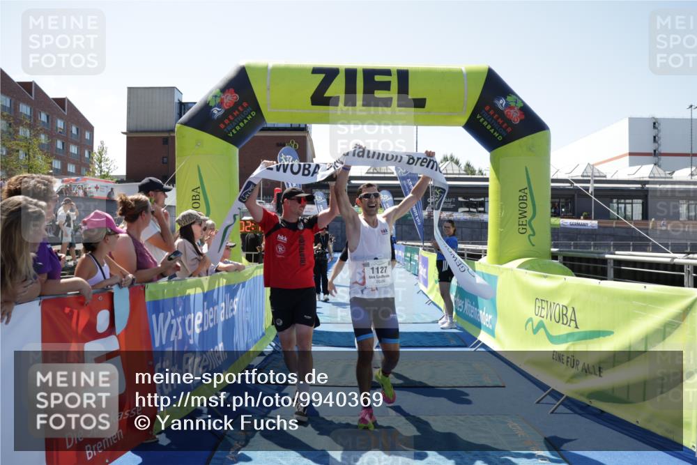 09.08.2026 - GEWOBA Citytriathlon Bremen Yannick Fuchs http://msf.ph/oto/9940369 09.08.2026 13:39:33 Ziel 1127 meine-sportfotos.de