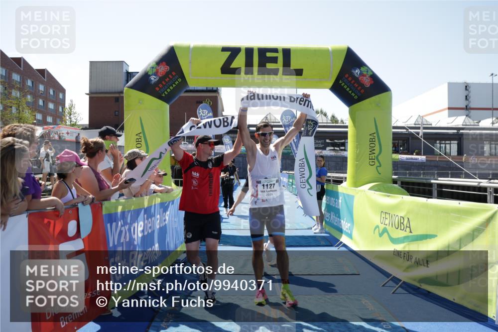 09.08.2026 - GEWOBA Citytriathlon Bremen Yannick Fuchs http://msf.ph/oto/9940371 09.08.2026 13:39:34 Ziel 1127 meine-sportfotos.de