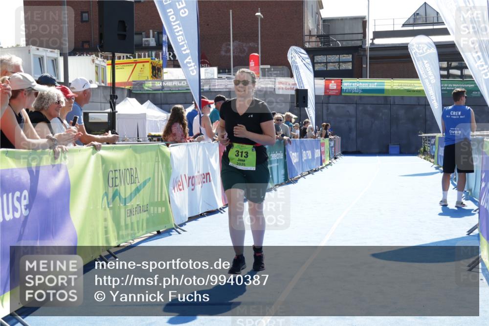 09.08.2026 - GEWOBA Citytriathlon Bremen Yannick Fuchs http://msf.ph/oto/9940387 09.08.2026 15:38:36 Ziel 313, 501 meine-sportfotos.de