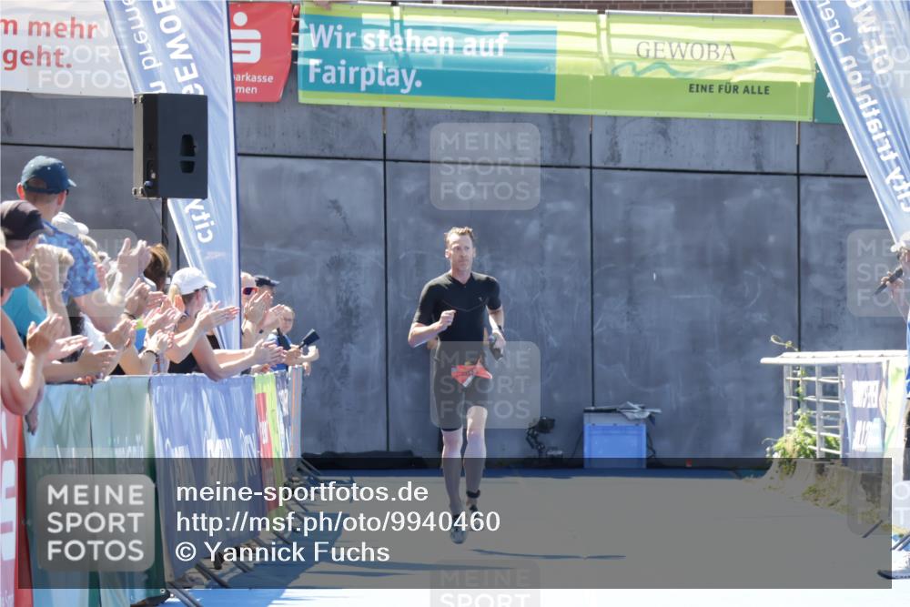 09.08.2026 - GEWOBA Citytriathlon Bremen Yannick Fuchs http://msf.ph/oto/9940460 09.08.2026 13:40:53 Ziel  meine-sportfotos.de