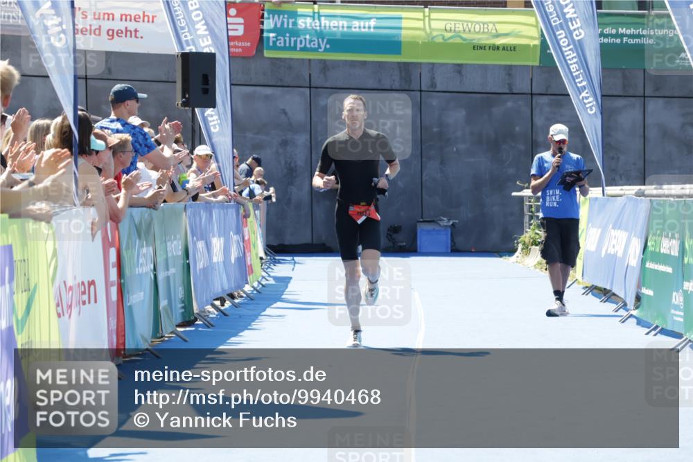 09.08.2026 - GEWOBA Citytriathlon Bremen Yannick Fuchs http://msf.ph/oto/9940468 09.08.2026 13:40:56 Ziel 803 meine-sportfotos.de