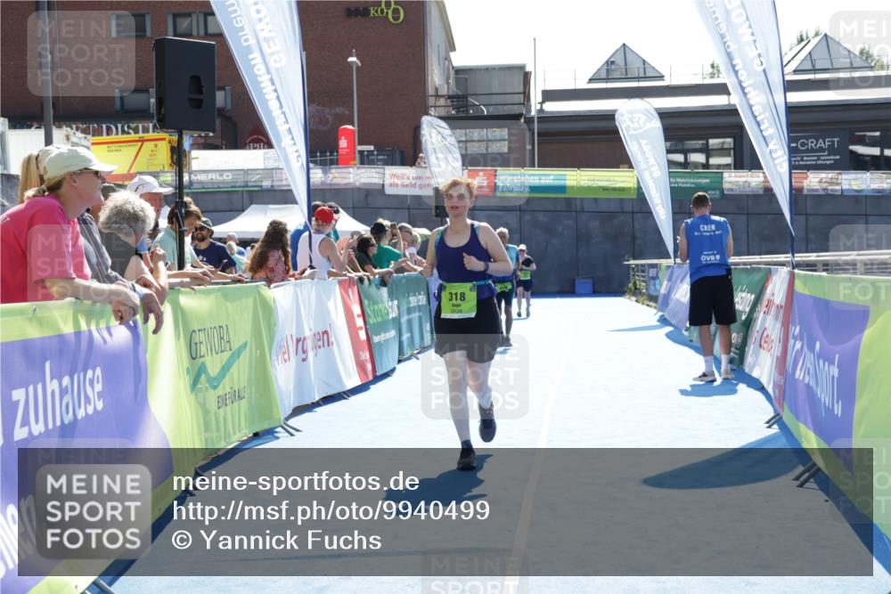 09.08.2026 - GEWOBA Citytriathlon Bremen Yannick Fuchs http://msf.ph/oto/9940499 09.08.2026 15:39:42 Ziel 318 meine-sportfotos.de