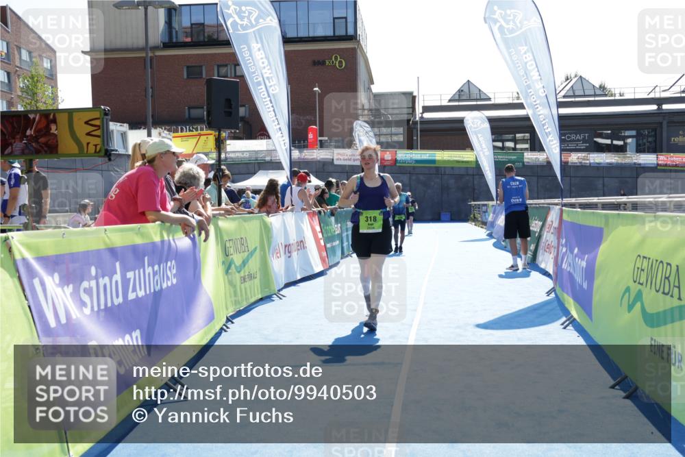 09.08.2026 - GEWOBA Citytriathlon Bremen Yannick Fuchs http://msf.ph/oto/9940503 09.08.2026 15:39:43 Ziel 318 meine-sportfotos.de
