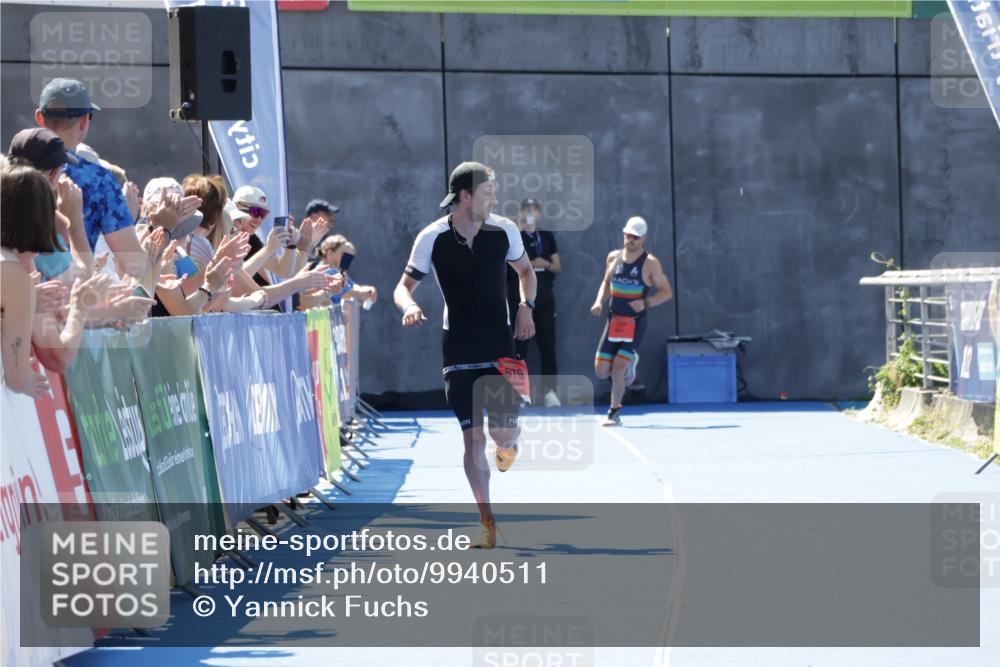 09.08.2026 - GEWOBA Citytriathlon Bremen Yannick Fuchs http://msf.ph/oto/9940511 09.08.2026 13:41:29 Ziel 579 meine-sportfotos.de