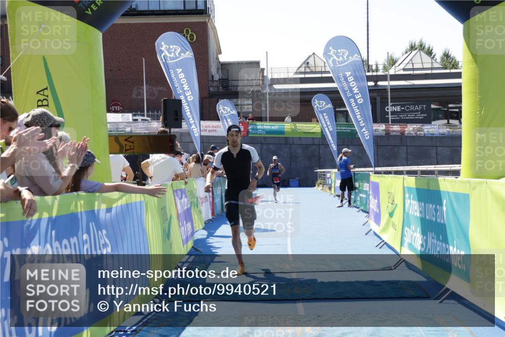 09.08.2026 - GEWOBA Citytriathlon Bremen Yannick Fuchs http://msf.ph/oto/9940521 09.08.2026 13:41:34 Ziel 579, 737 meine-sportfotos.de