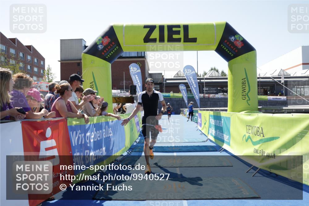 09.08.2026 - GEWOBA Citytriathlon Bremen Yannick Fuchs http://msf.ph/oto/9940527 09.08.2026 13:41:35 Ziel 579, 737 meine-sportfotos.de