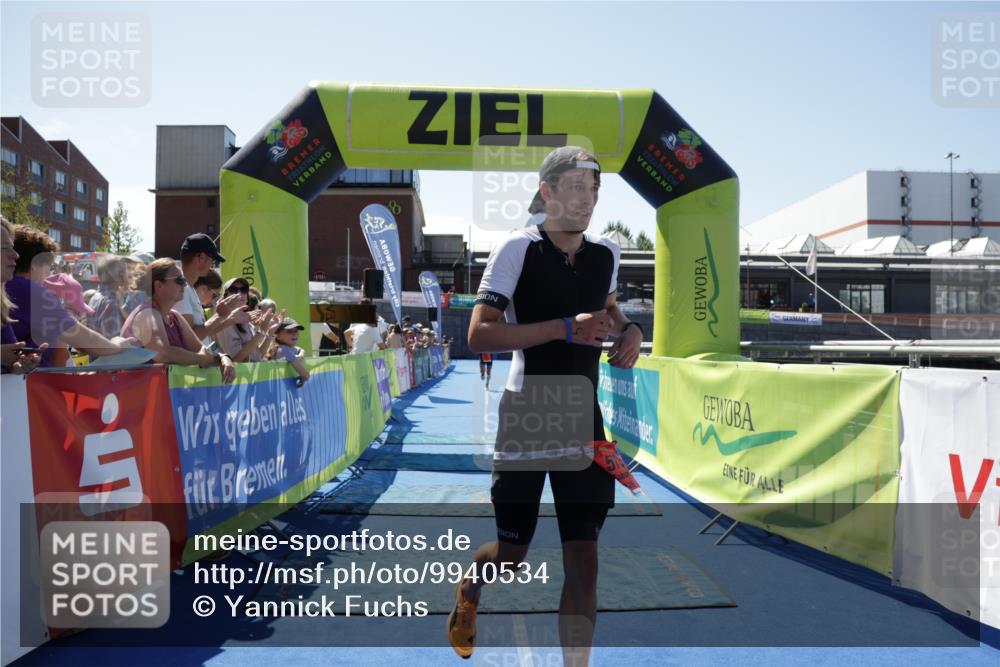 09.08.2026 - GEWOBA Citytriathlon Bremen Yannick Fuchs http://msf.ph/oto/9940534 09.08.2026 13:41:37 Ziel 579, 737 meine-sportfotos.de