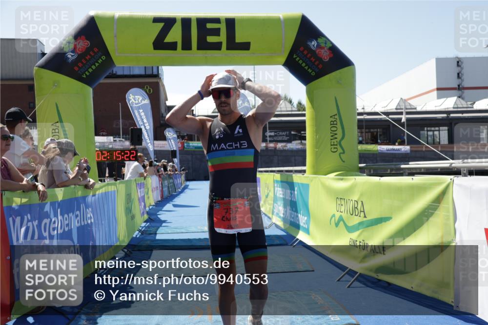 09.08.2026 - GEWOBA Citytriathlon Bremen Yannick Fuchs http://msf.ph/oto/9940553 09.08.2026 13:41:45 Ziel  meine-sportfotos.de