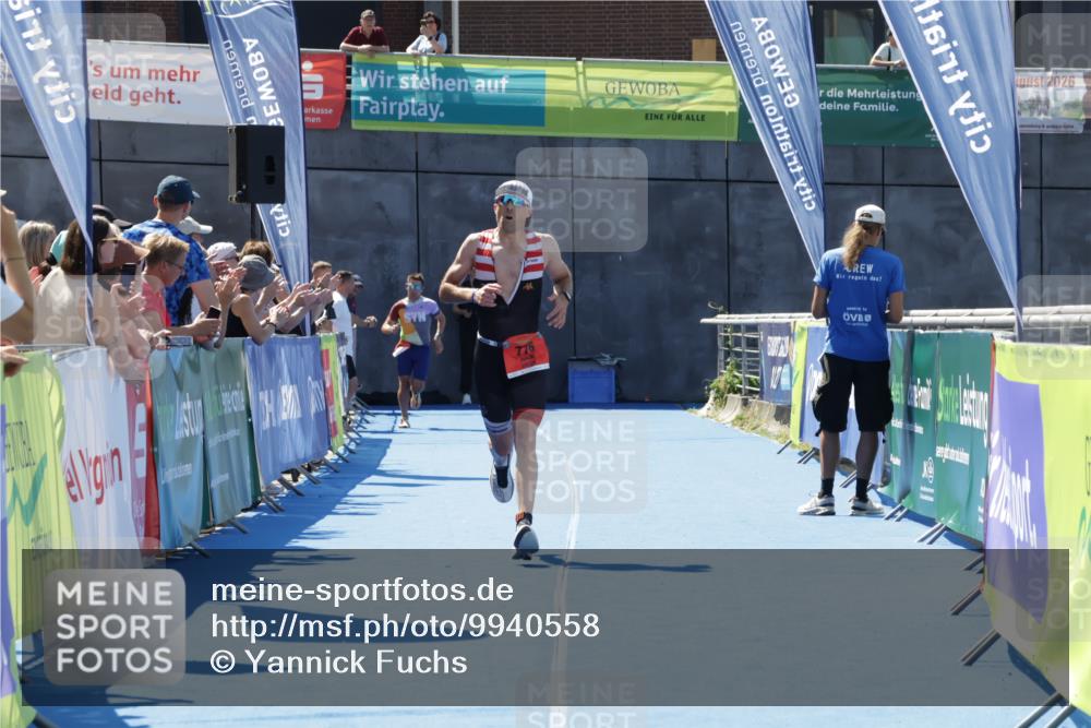 09.08.2026 - GEWOBA Citytriathlon Bremen Yannick Fuchs http://msf.ph/oto/9940558 09.08.2026 13:42:32 Ziel 776 meine-sportfotos.de