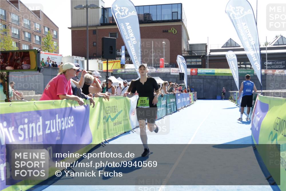 09.08.2026 - GEWOBA Citytriathlon Bremen Yannick Fuchs http://msf.ph/oto/9940569 09.08.2026 15:40:04 Ziel 253 meine-sportfotos.de