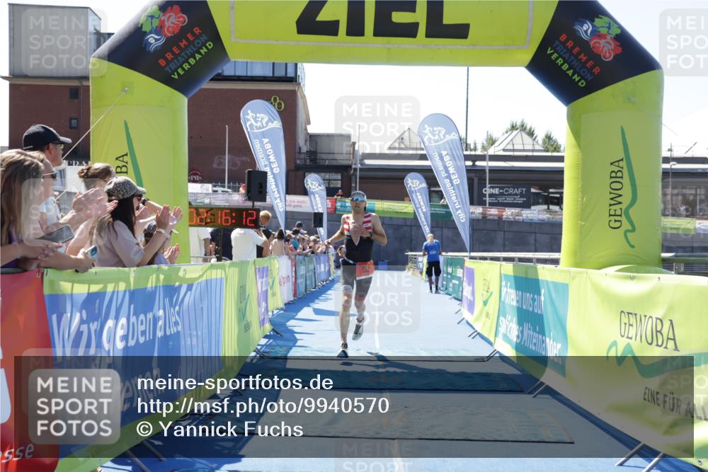 09.08.2026 - GEWOBA Citytriathlon Bremen Yannick Fuchs http://msf.ph/oto/9940570 09.08.2026 13:42:35 Ziel 776 meine-sportfotos.de