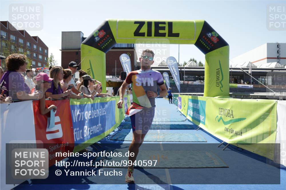09.08.2026 - GEWOBA Citytriathlon Bremen Yannick Fuchs http://msf.ph/oto/9940597 09.08.2026 13:42:43 Ziel 604 meine-sportfotos.de