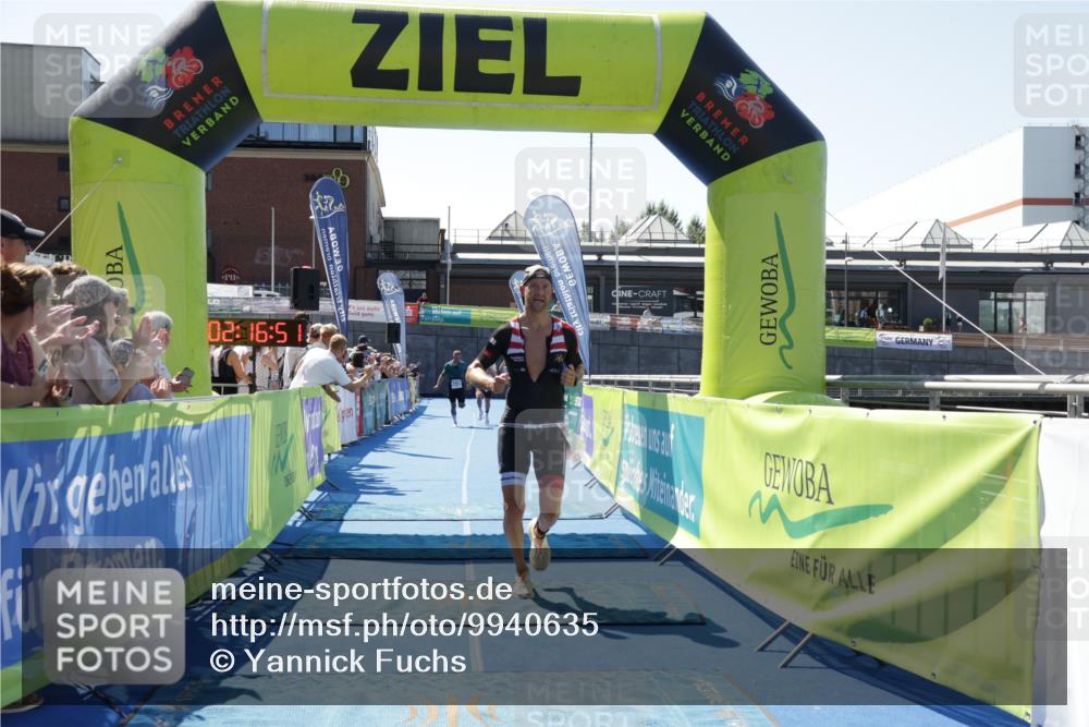 09.08.2026 - GEWOBA Citytriathlon Bremen Yannick Fuchs http://msf.ph/oto/9940635 09.08.2026 13:43:14 Ziel 787, 1131 meine-sportfotos.de
