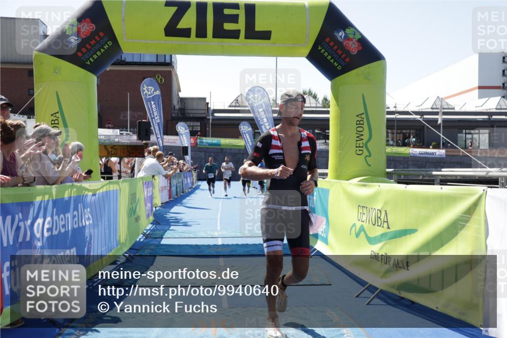 09.08.2026 - GEWOBA Citytriathlon Bremen Yannick Fuchs http://msf.ph/oto/9940640 09.08.2026 13:43:15 Ziel 787, 1131 meine-sportfotos.de