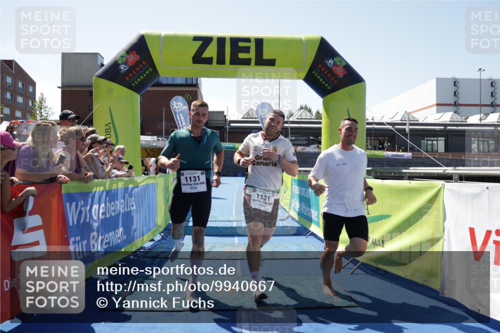 09.08.2026 - GEWOBA Citytriathlon Bremen Yannick Fuchs http://msf.ph/oto/9940667 09.08.2026 13:43:19 Ziel 1131 meine-sportfotos.de