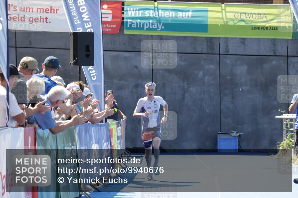 09.08.2026 - GEWOBA Citytriathlon Bremen Yannick Fuchs http://msf.ph/oto/9940676 09.08.2026 13:43:49 Ziel 770 meine-sportfotos.de