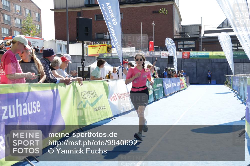 09.08.2026 - GEWOBA Citytriathlon Bremen Yannick Fuchs http://msf.ph/oto/9940692 09.08.2026 15:41:16 Ziel 267 meine-sportfotos.de