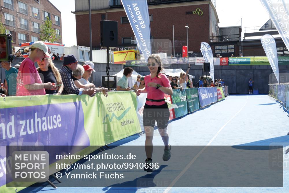 09.08.2026 - GEWOBA Citytriathlon Bremen Yannick Fuchs http://msf.ph/oto/9940696 09.08.2026 15:41:16 Ziel 267 meine-sportfotos.de