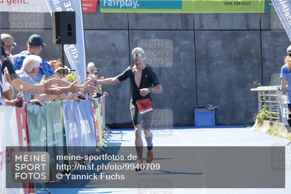 09.08.2026 - GEWOBA Citytriathlon Bremen Yannick Fuchs http://msf.ph/oto/9940709 09.08.2026 13:44:32 Ziel 557 meine-sportfotos.de