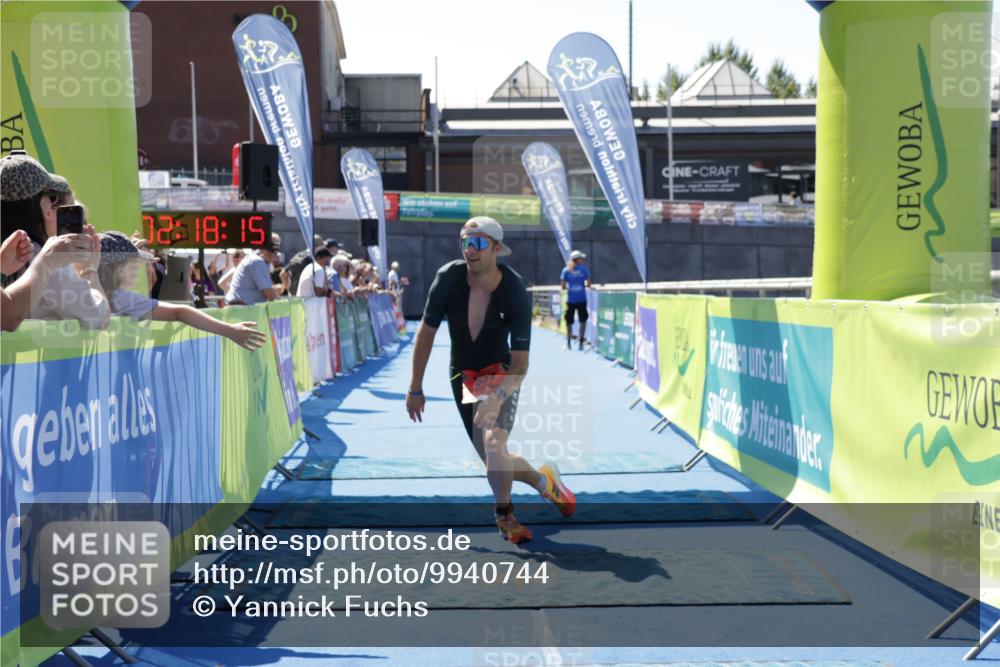 09.08.2026 - GEWOBA Citytriathlon Bremen Yannick Fuchs http://msf.ph/oto/9940744 09.08.2026 13:44:38 Ziel 557 meine-sportfotos.de