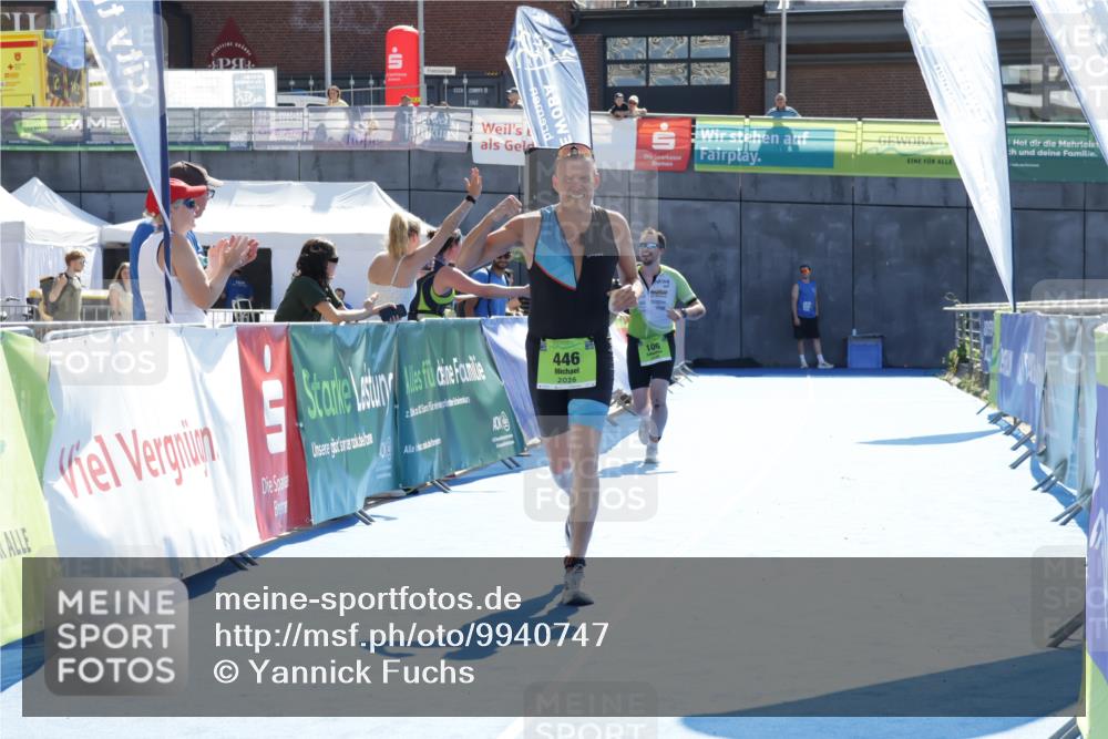 09.08.2026 - GEWOBA Citytriathlon Bremen Yannick Fuchs http://msf.ph/oto/9940747 09.08.2026 15:41:38 Ziel 446, 495 meine-sportfotos.de