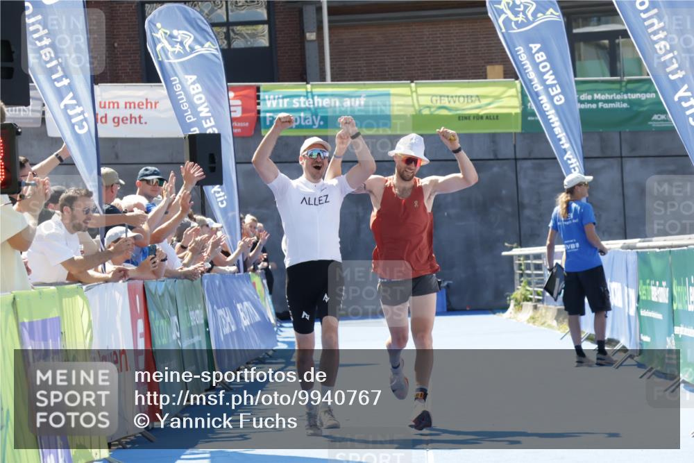 09.08.2026 - GEWOBA Citytriathlon Bremen Yannick Fuchs http://msf.ph/oto/9940767 09.08.2026 13:45:03 Ziel 1121 meine-sportfotos.de